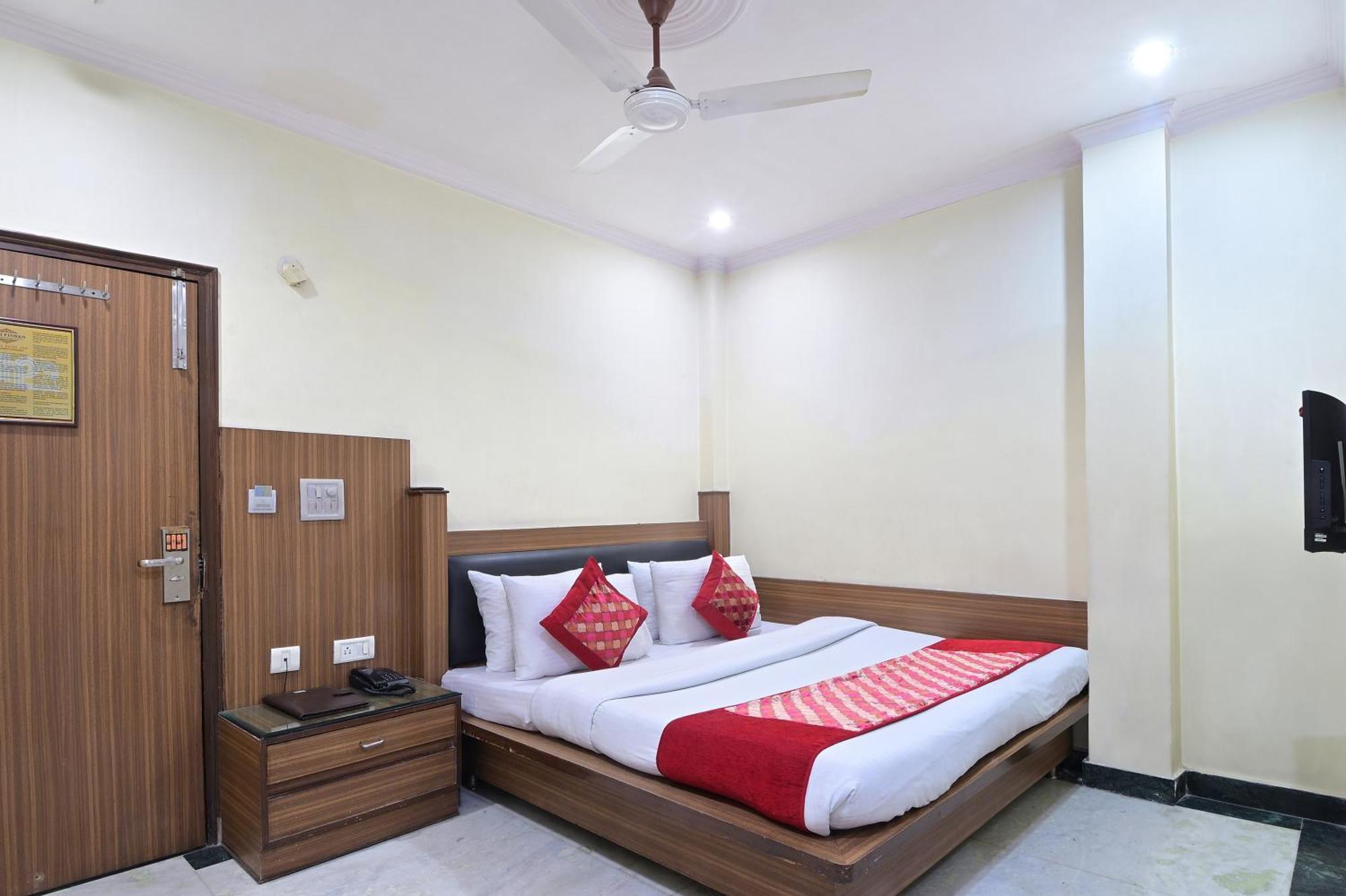 Hotel Hari Piorko Grand - 2 Min From New Delhi Railway Station Exterior photo